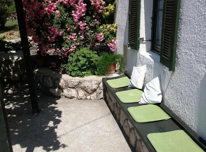 House In With Terrace, W-lan Supetarska Draga